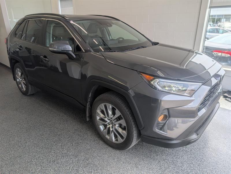 toyota RAV4 2021