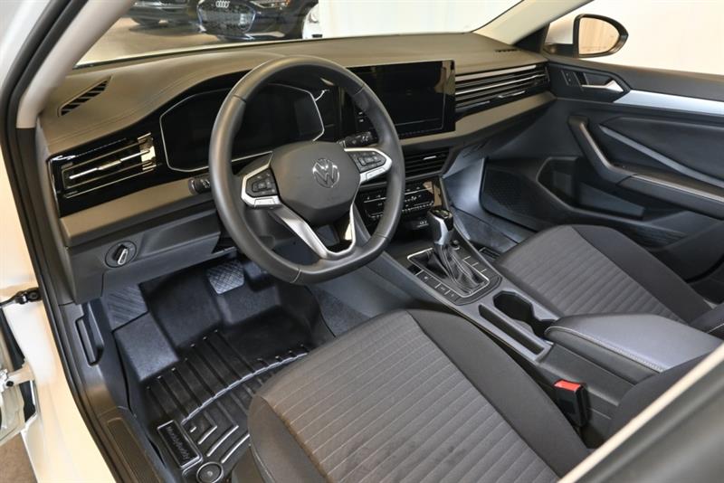 volkswagen Jetta 2025 - 14