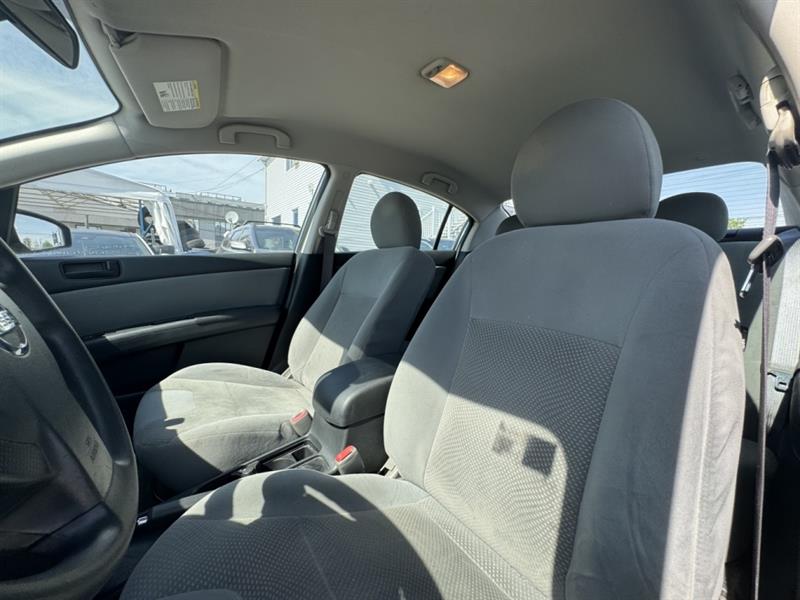 nissan Sentra 2011 - 16