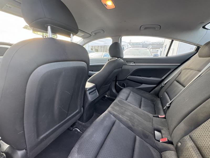 hyundai Elantra 2017 - 24