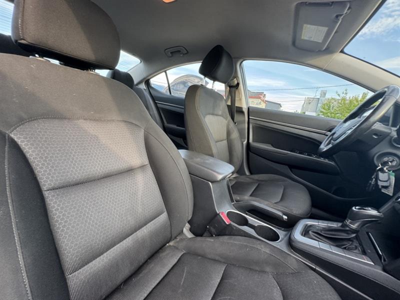 hyundai Elantra 2017 - 27