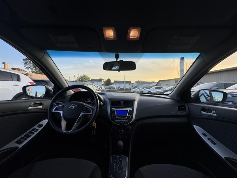 hyundai Accent 2014 - 13