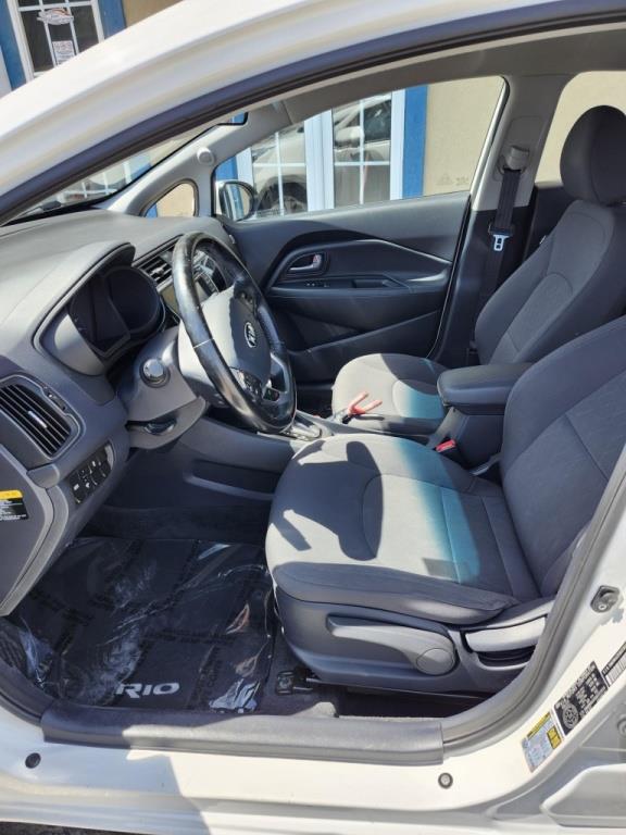kia Rio 2016 - 6