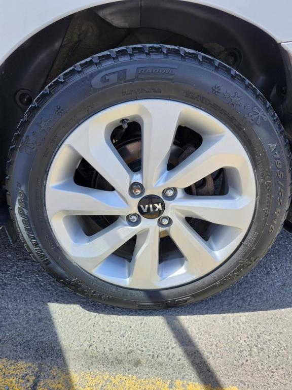 kia Rio 2016 - 9