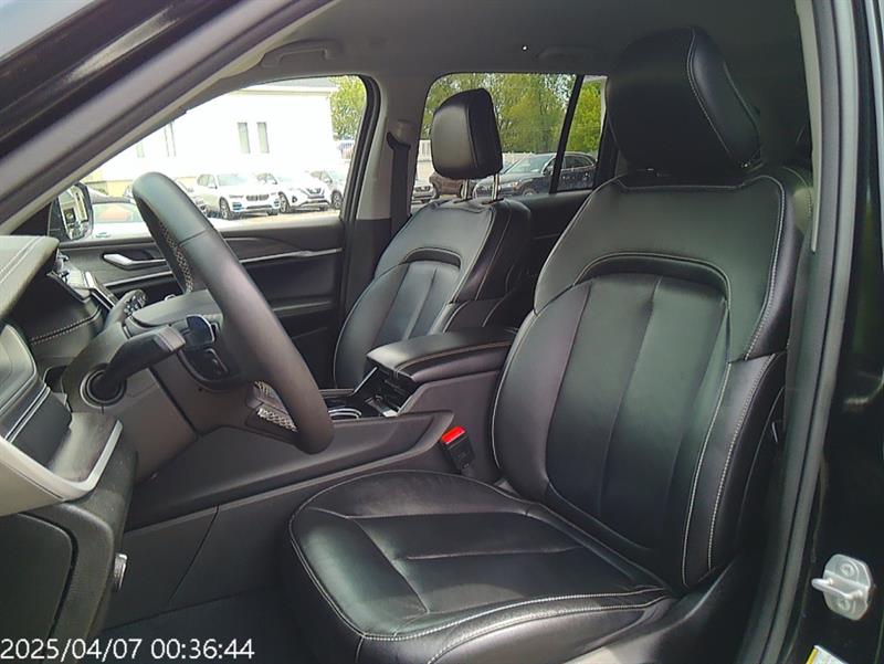 jeep Grand Cherokee 2023 - 17
