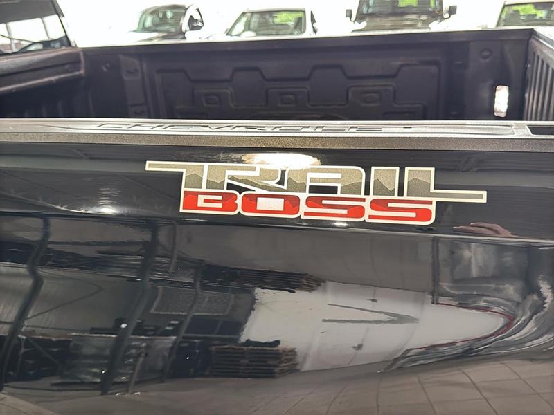 chevrolet Silverado 1500 2022 - 10