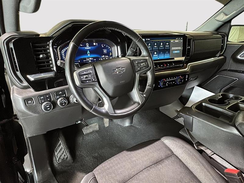 chevrolet Silverado 1500 2022 - 14