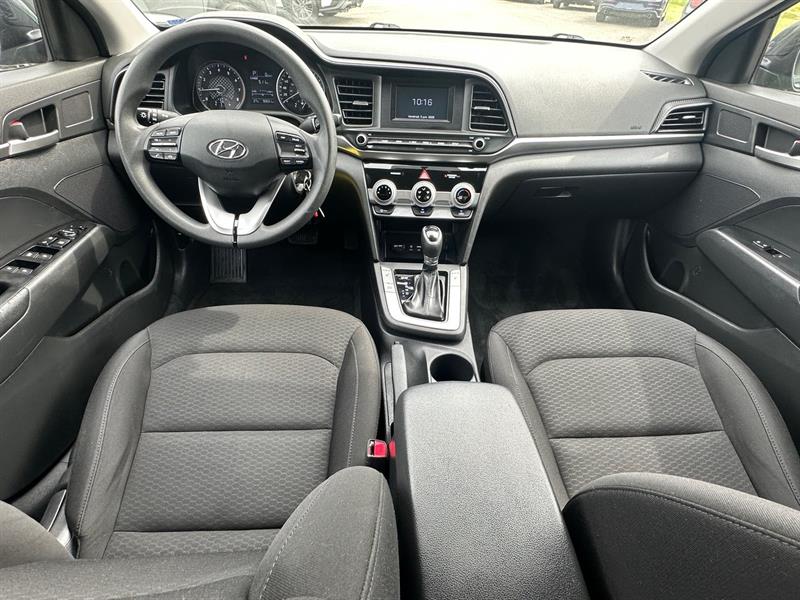 hyundai Elantra 2020 - 19