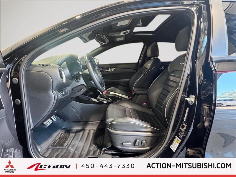 kia Forte 2022 - 11