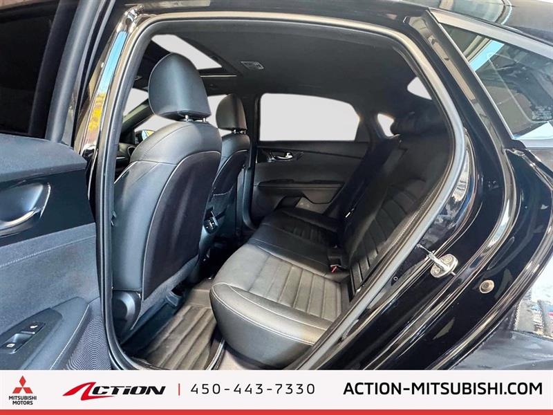 kia Forte 2022 - 12
