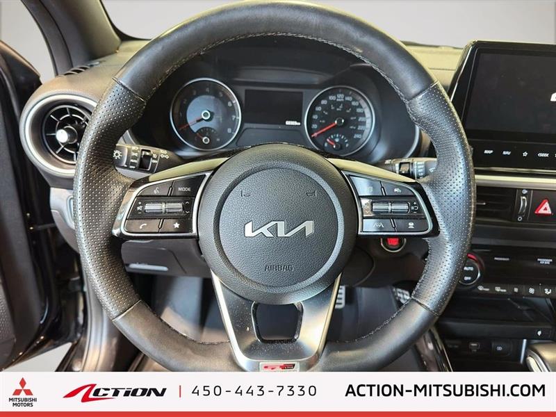 kia Forte 2022 - 17