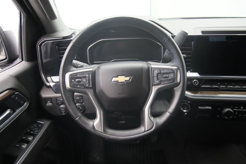 chevrolet Silverado 1500 2025 - 11