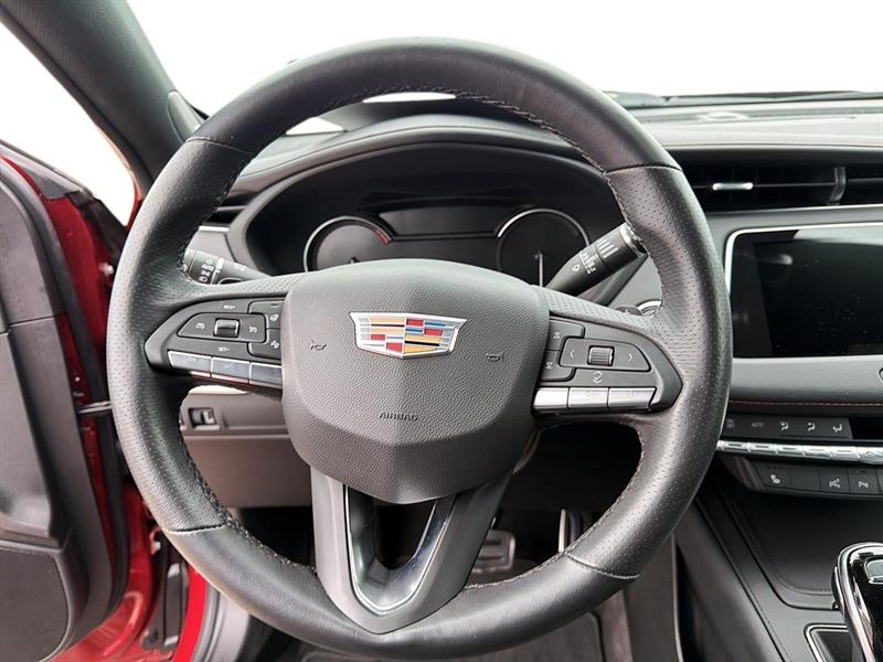 cadillac XT4 2022 - 11