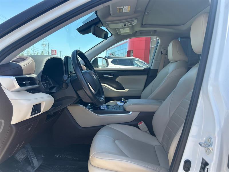 toyota Highlander 2022 - 12