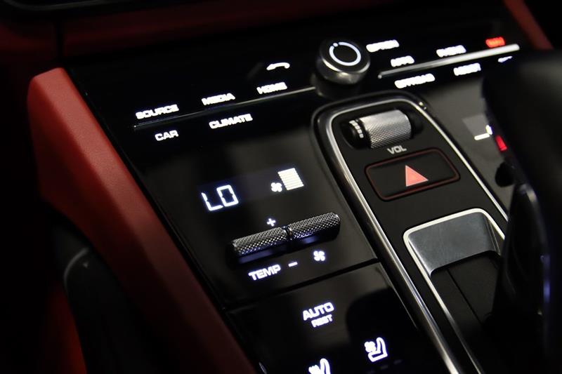 porsche CAYENNE E-HYBRID 2023 - 24