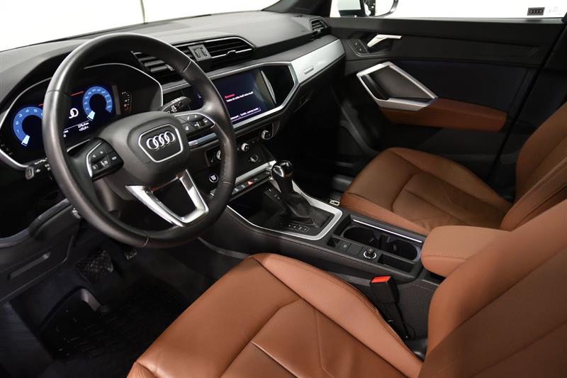 audi Q3 2022 - 12