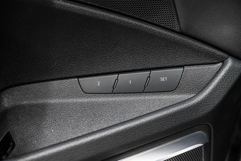 audi Q8 e-tron 2024 - 12
