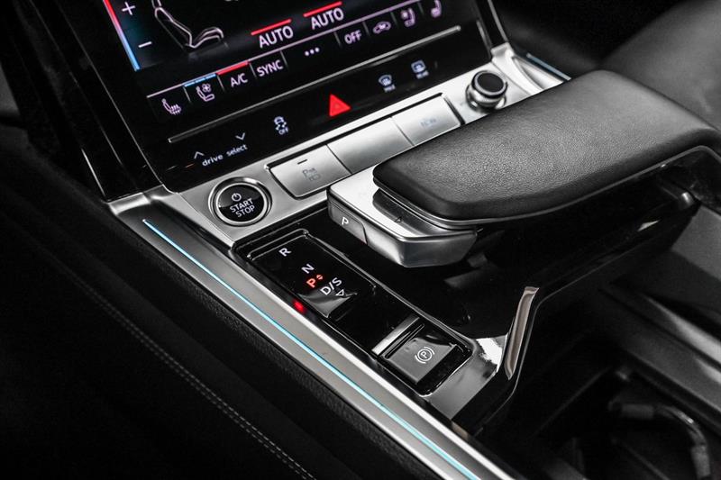 audi Q8 e-tron 2024 - 16