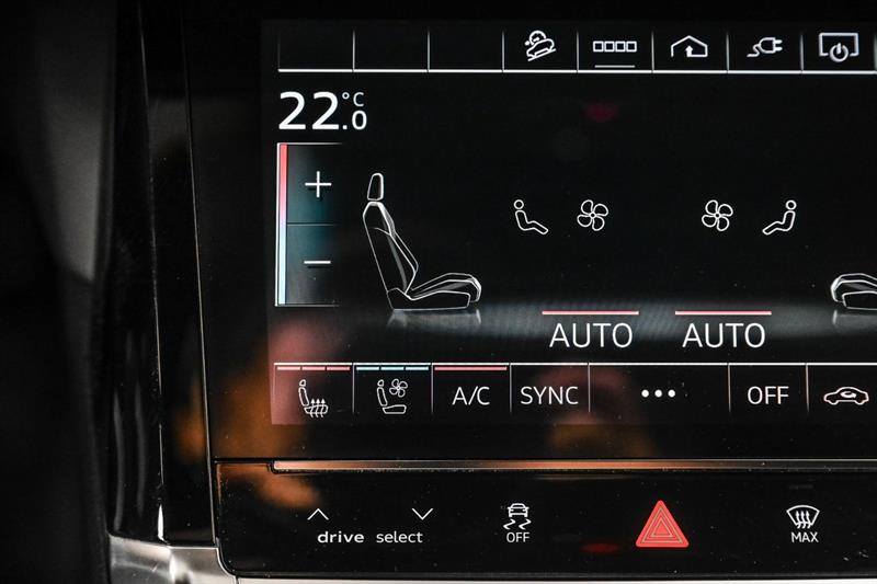 audi Q8 e-tron 2024 - 18
