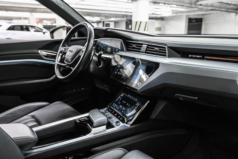audi Q8 e-tron 2024 - 26
