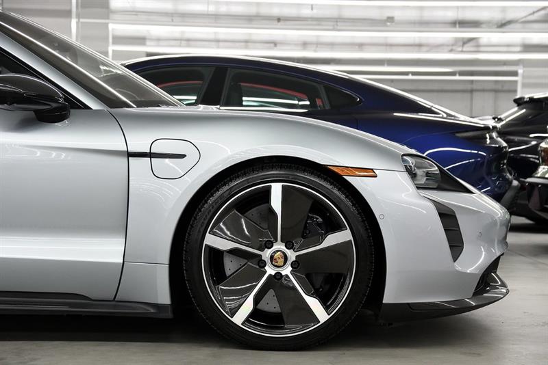 porsche Taycan 2020 - 10