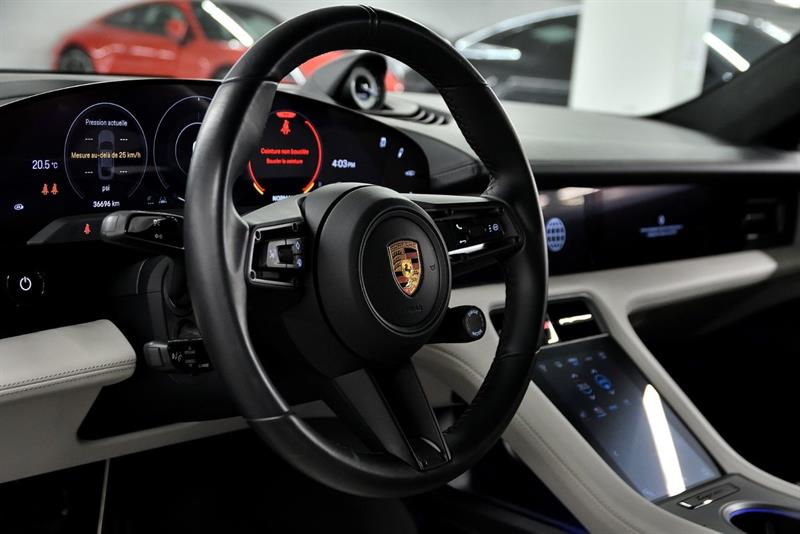 porsche Taycan 2020 - 12