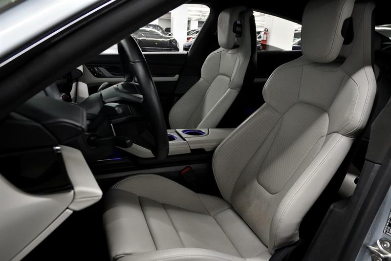 porsche Taycan 2020 - 14