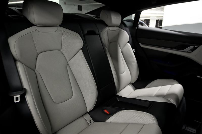 porsche Taycan 2020 - 27