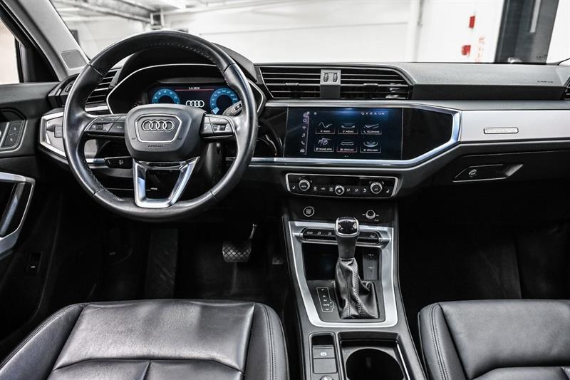audi Q3 2022 - 23
