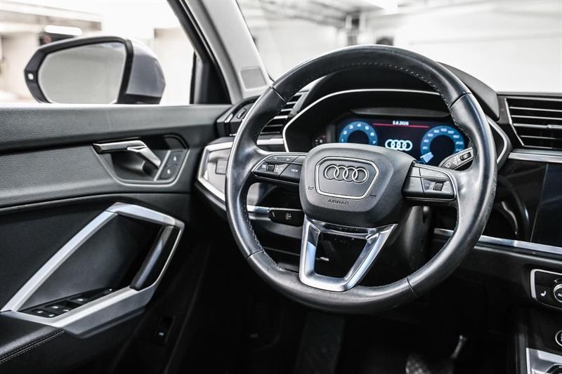 audi Q3 2022 - 24