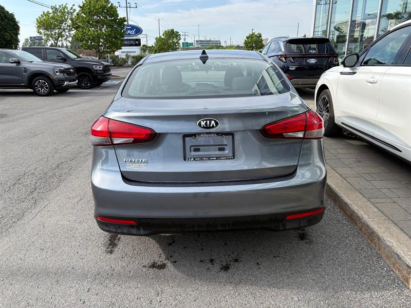 kia Forte 2018 - 5