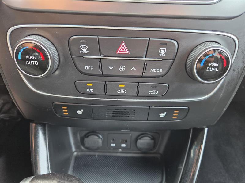 kia Sorento 2014 - 24