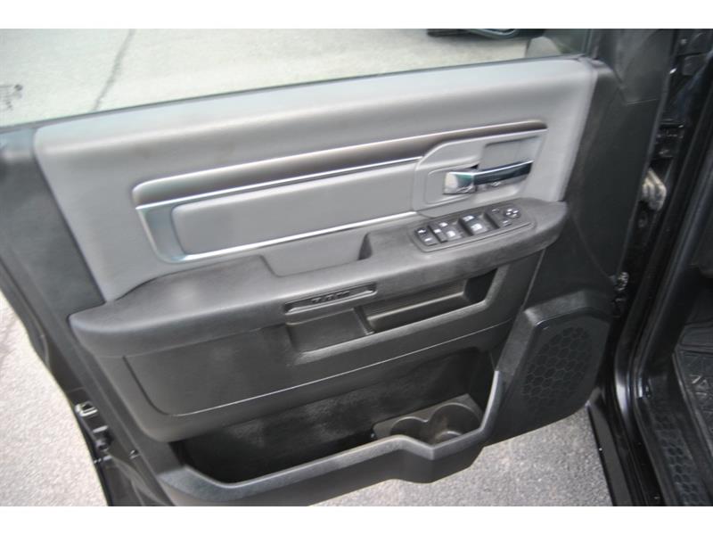 ram 1500 Classic 2023 - 11