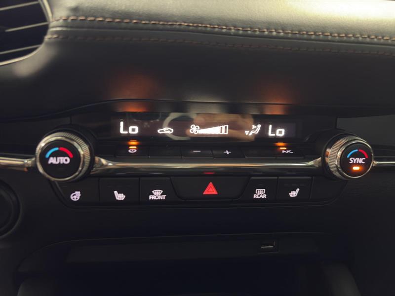 mazda Mazda3 2019 - 12