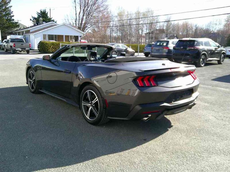 ford Mustang 2024 - 3