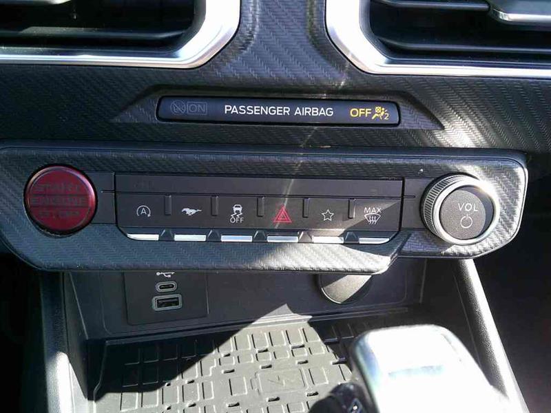ford Mustang 2024 - 19