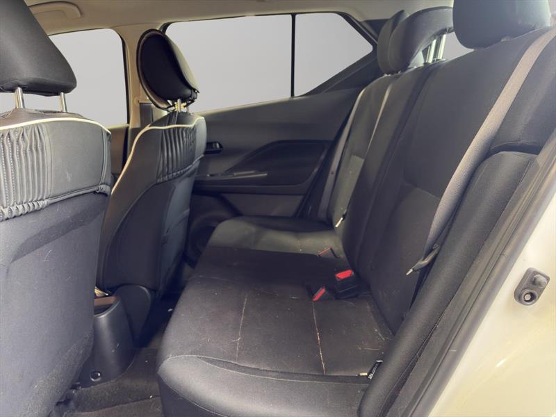 nissan Kicks 2023 - 10
