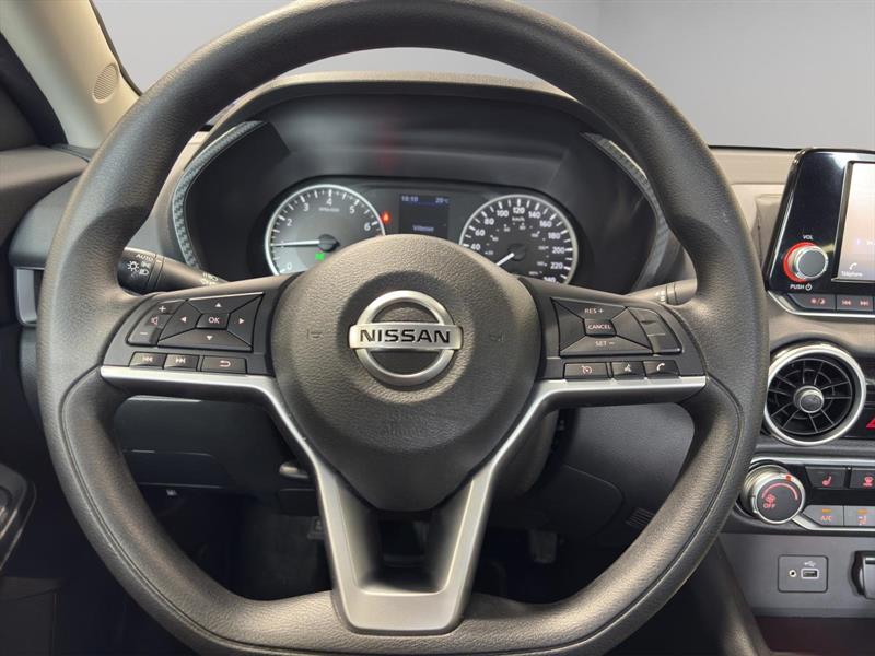 nissan Sentra 2022 - 9