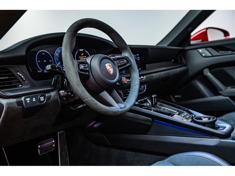 porsche 911 2025 - 13