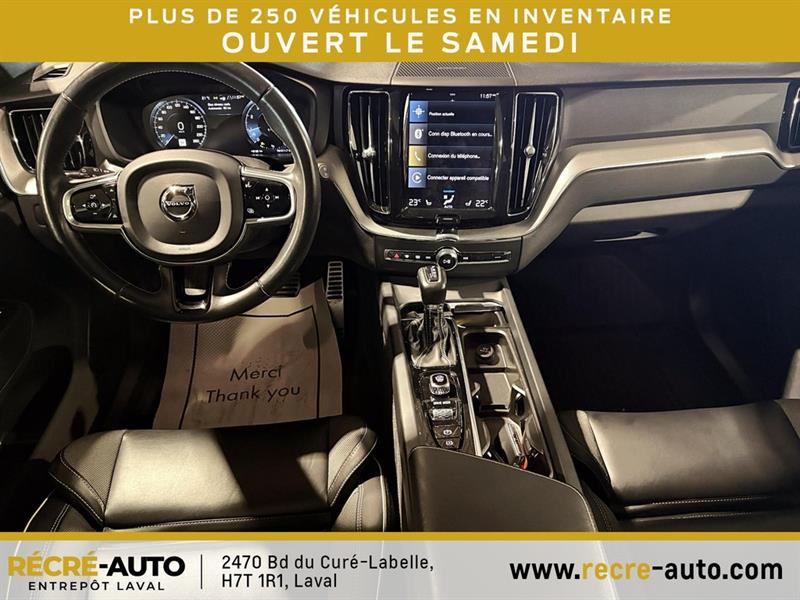 volvo XC60 2021 - 16