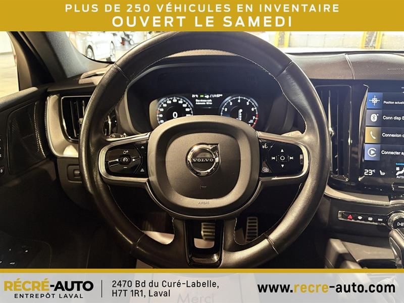 volvo XC60 2021 - 17