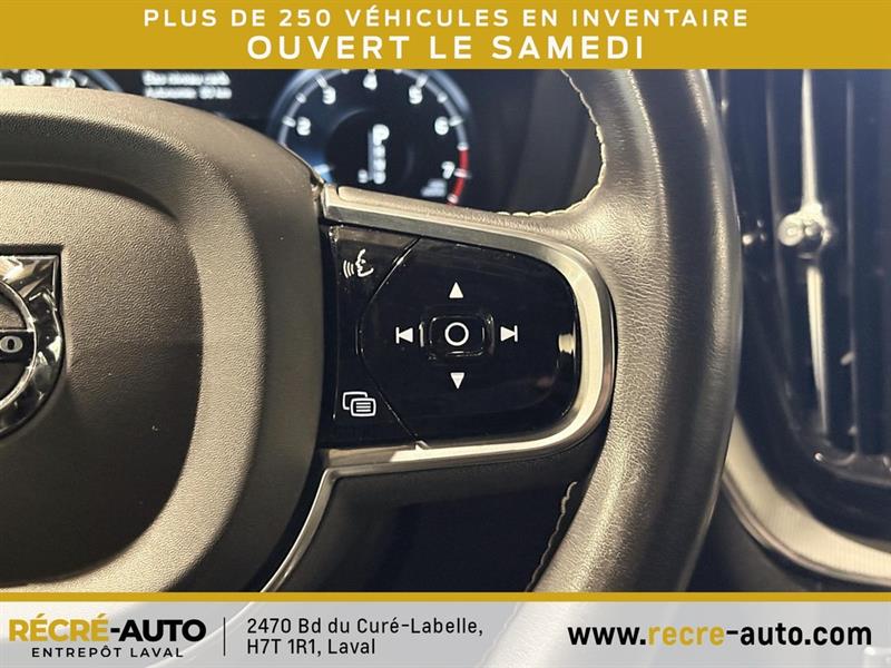 volvo XC60 2021 - 19