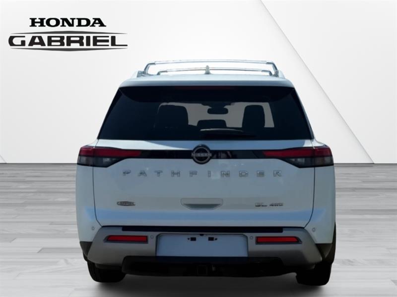 nissan Pathfinder 2022 - 4