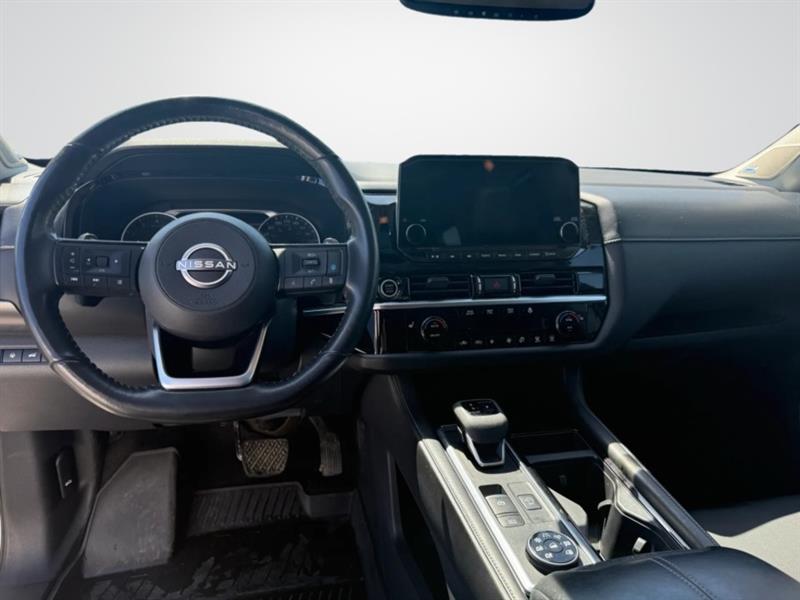 nissan Pathfinder 2022 - 11