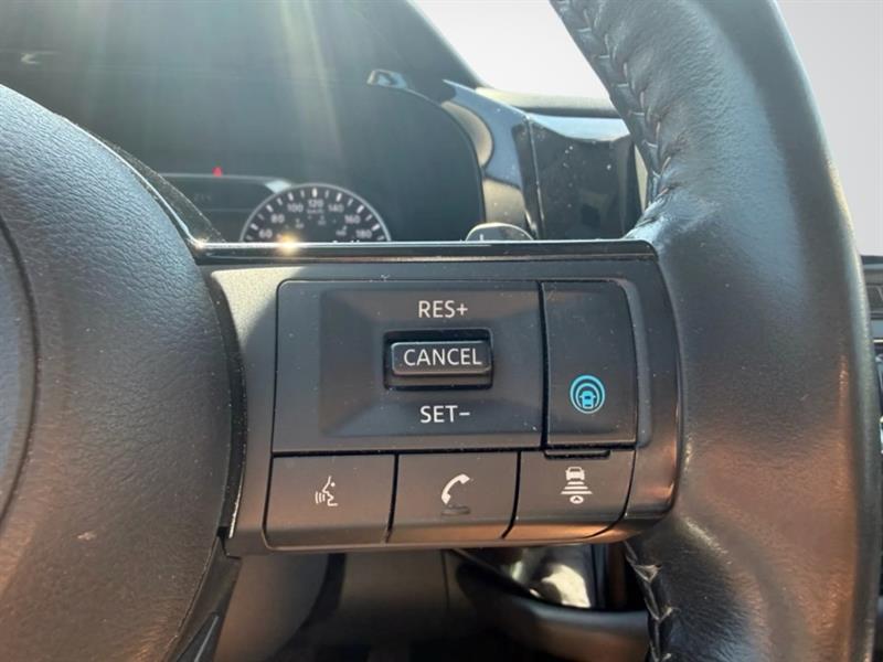 nissan Pathfinder 2022 - 16