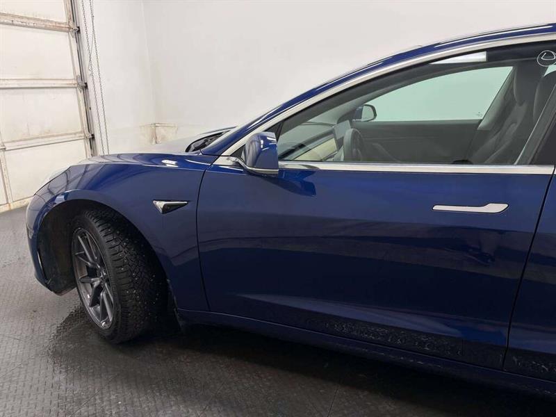 tesla Model 3 2019 - 3