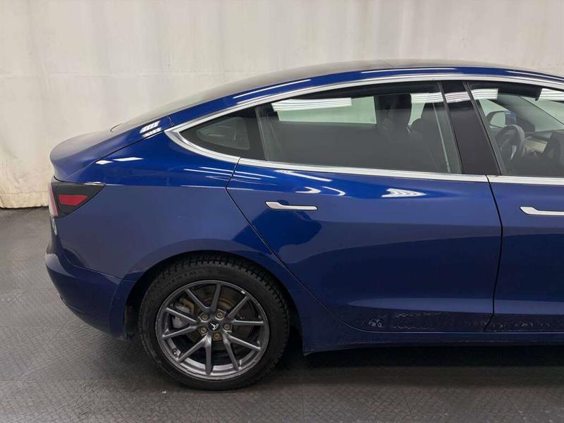 tesla Model 3 2019 - 12