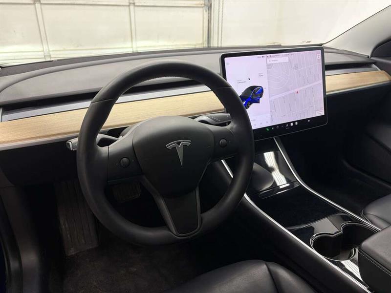 tesla Model 3 2019 - 17