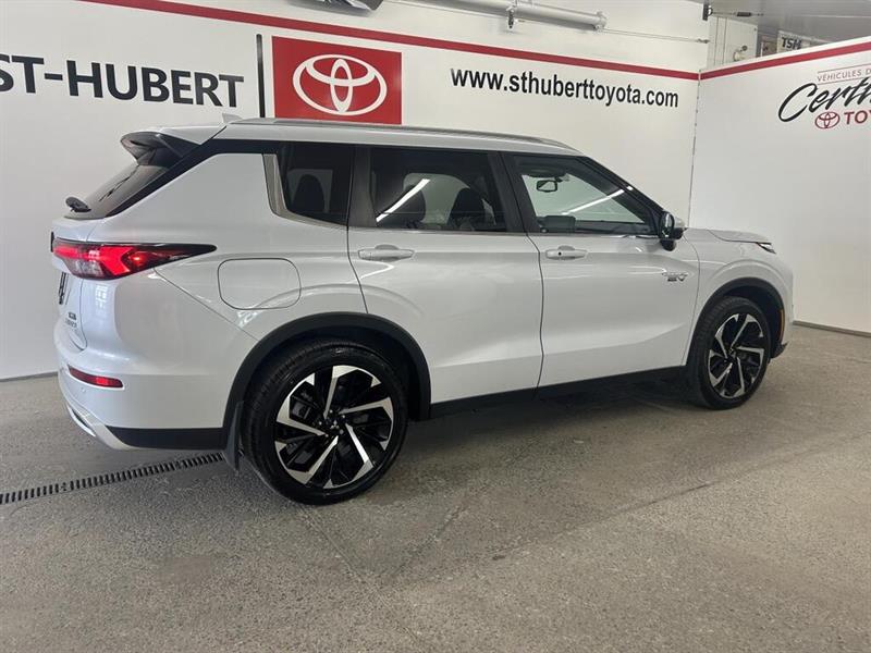 mitsubishi Outlander rechargeable 2025 - 9