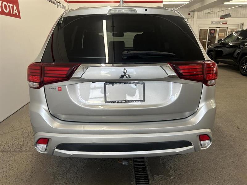 mitsubishi Outlander rechargeable 2018 - 21